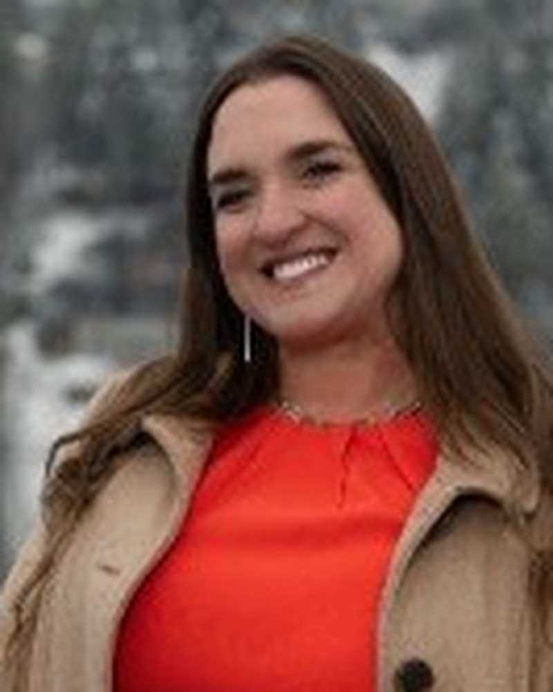 Annette Lively