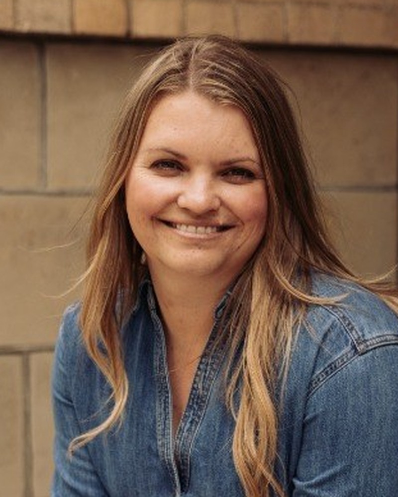 Courtney Hansen