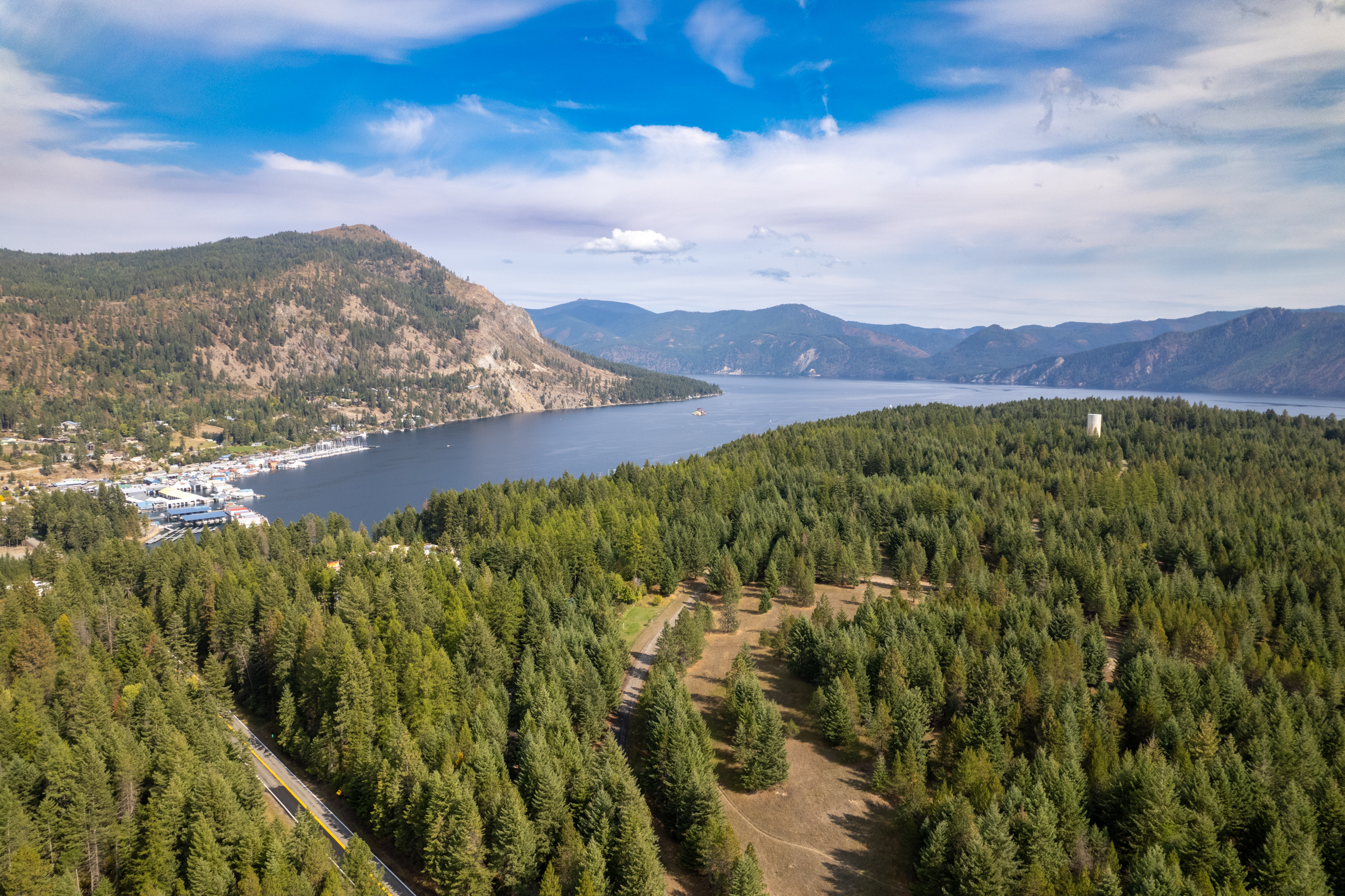 Bayview marina and lake with mountain — Jeremy Kitchen